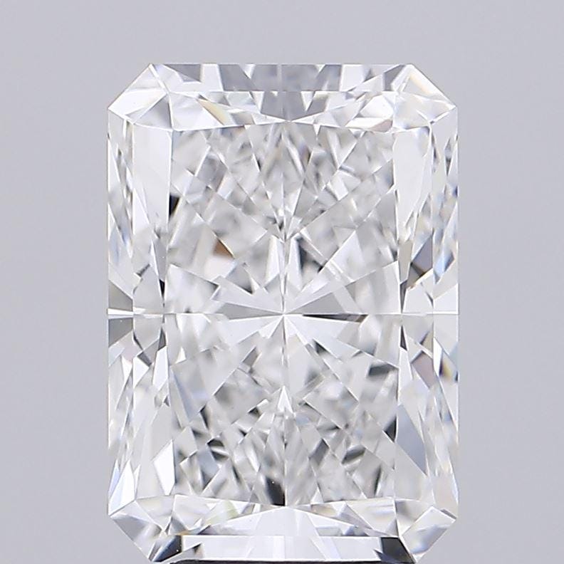 6 CT Radiant Cut Lab Grown Diamond For Engagement Ring