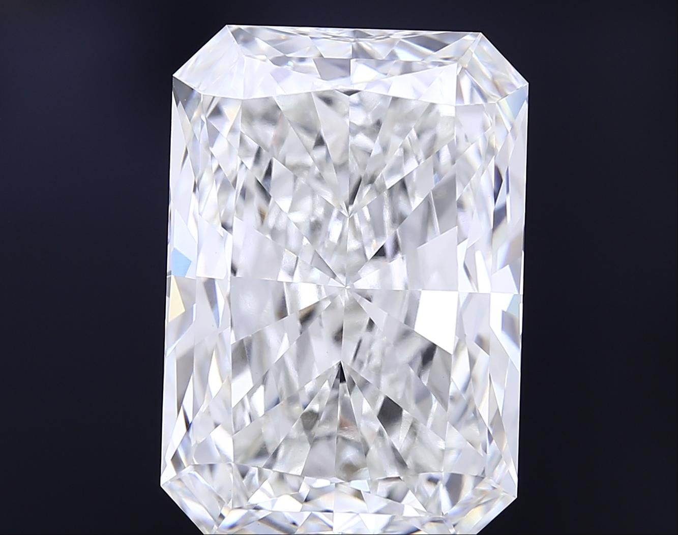 15 CT Radiant Cut Lab Grown Diamond | IGI Certified | Best for Anniversary Gift or Engagement Ring